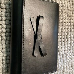 Kate Spade Women’s Wallet.